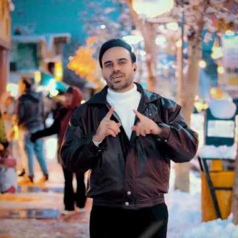 دانلود آهنگ سر میزارم رو شونه هات بشم فدات ای ماه قلبم دانلود آهنگ سر میزارم رو شونه هات بشم فدات ای ماه قلبم